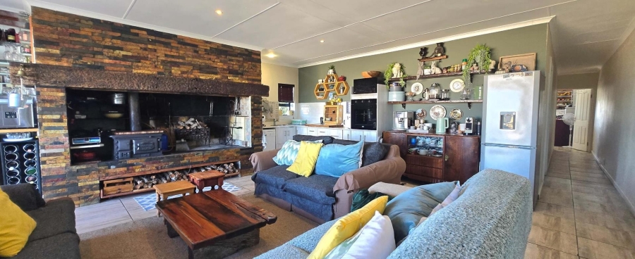 6 Bedroom Property for Sale in Franskraal Western Cape